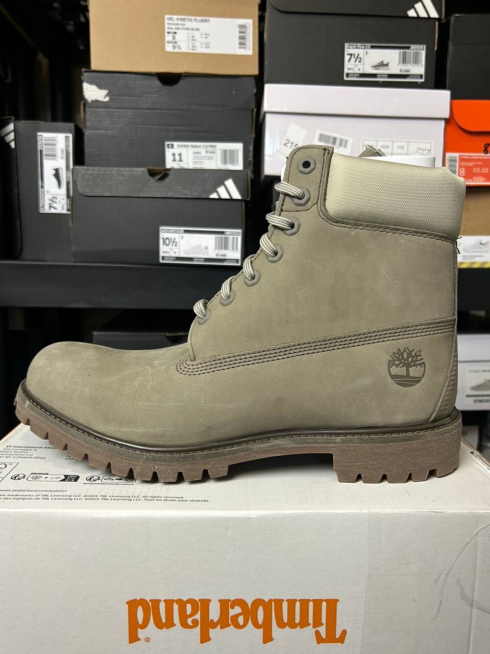 Timberland 6” Premium Waterproof Boot Grey / $190 Retail! / Size 11 / Brand New!
